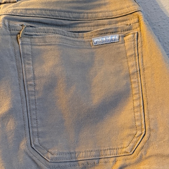 Duluth Trading Co Women’s Khaki Cargo Pants - Picture 4 of 5